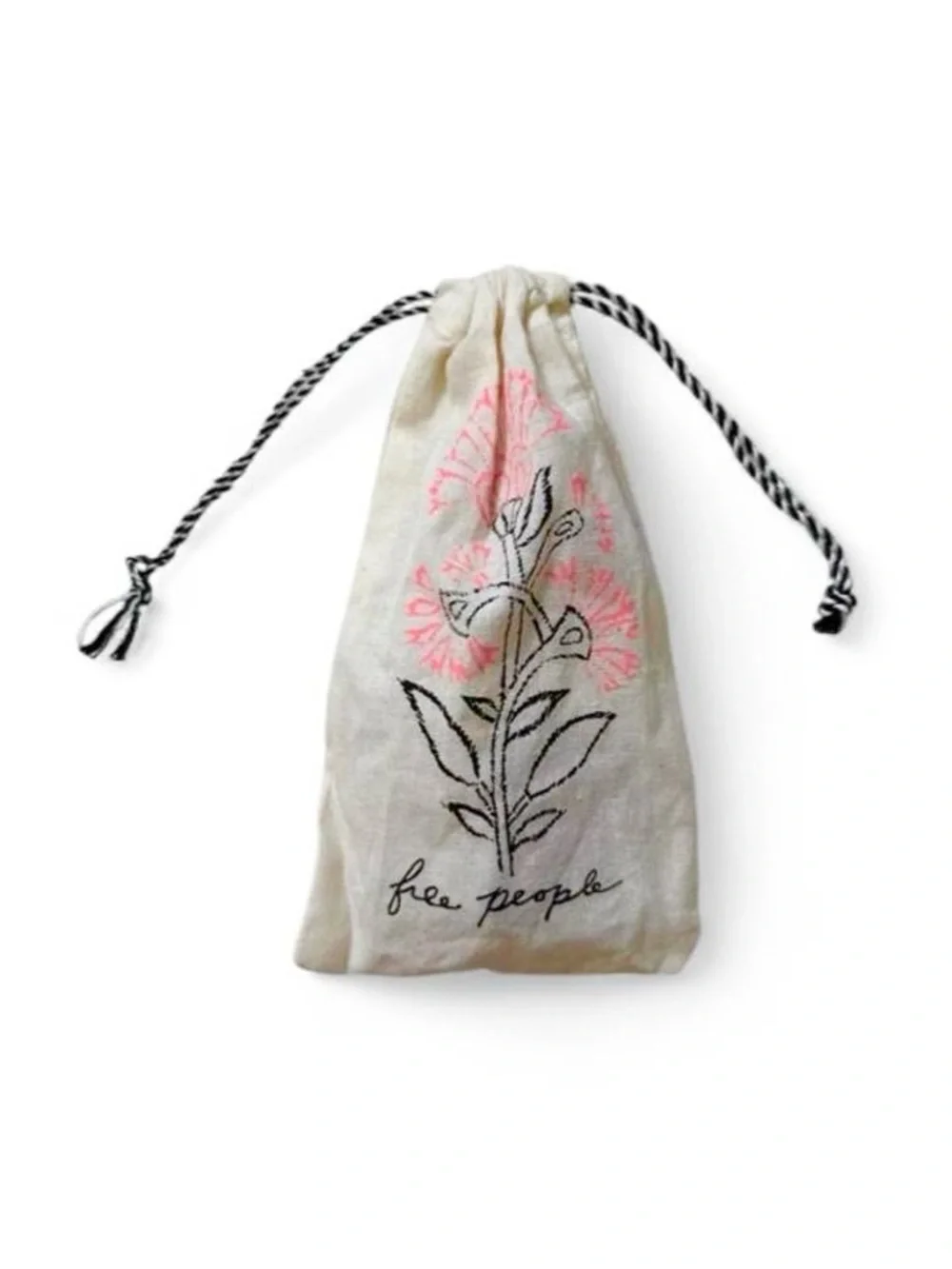 Free People stylish heart